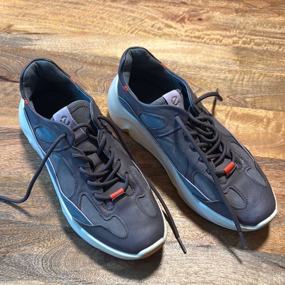 Women’s Gray/purple Sneakers